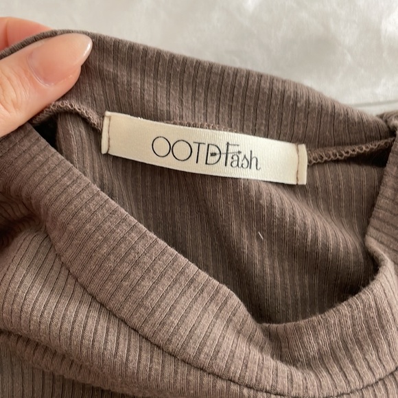 OOTDFASH long sleeve slit dress - Picture 2 of 3